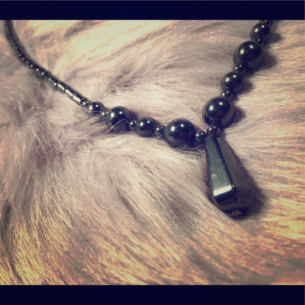 ❄️SALE❄️ Worn once GUNMETAL NECKLACE